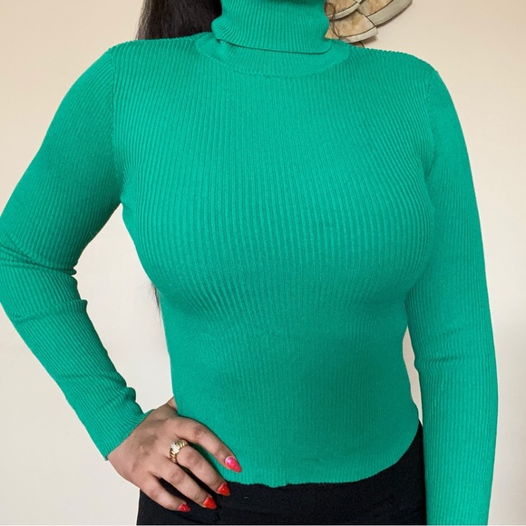 H&M Emerald Green Turtleneck Sweater - Picture 5 of 6